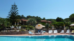 Отель Residence Cala dei Peducelli  Каполивери